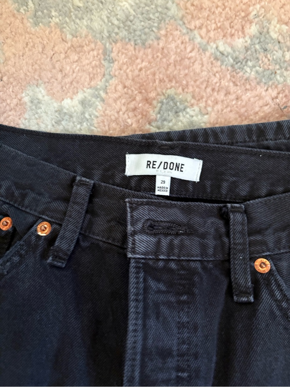 Re/Done High Rise Loose Jeans Washed Black with Rips - Picture 6 of 8